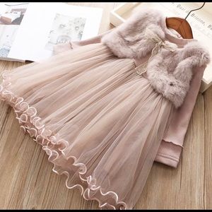 Absolutely stunning ! Warm and cozy. Oh so soft!